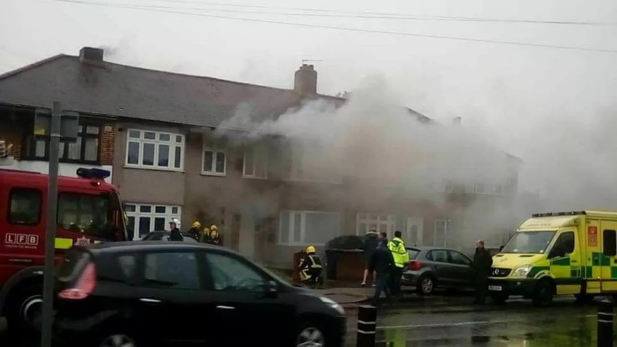Dagenham Fire Update: Emergency Response to Freshwater Road Block of Flats Fire